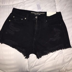 American Eagle Festival HighRise shorts